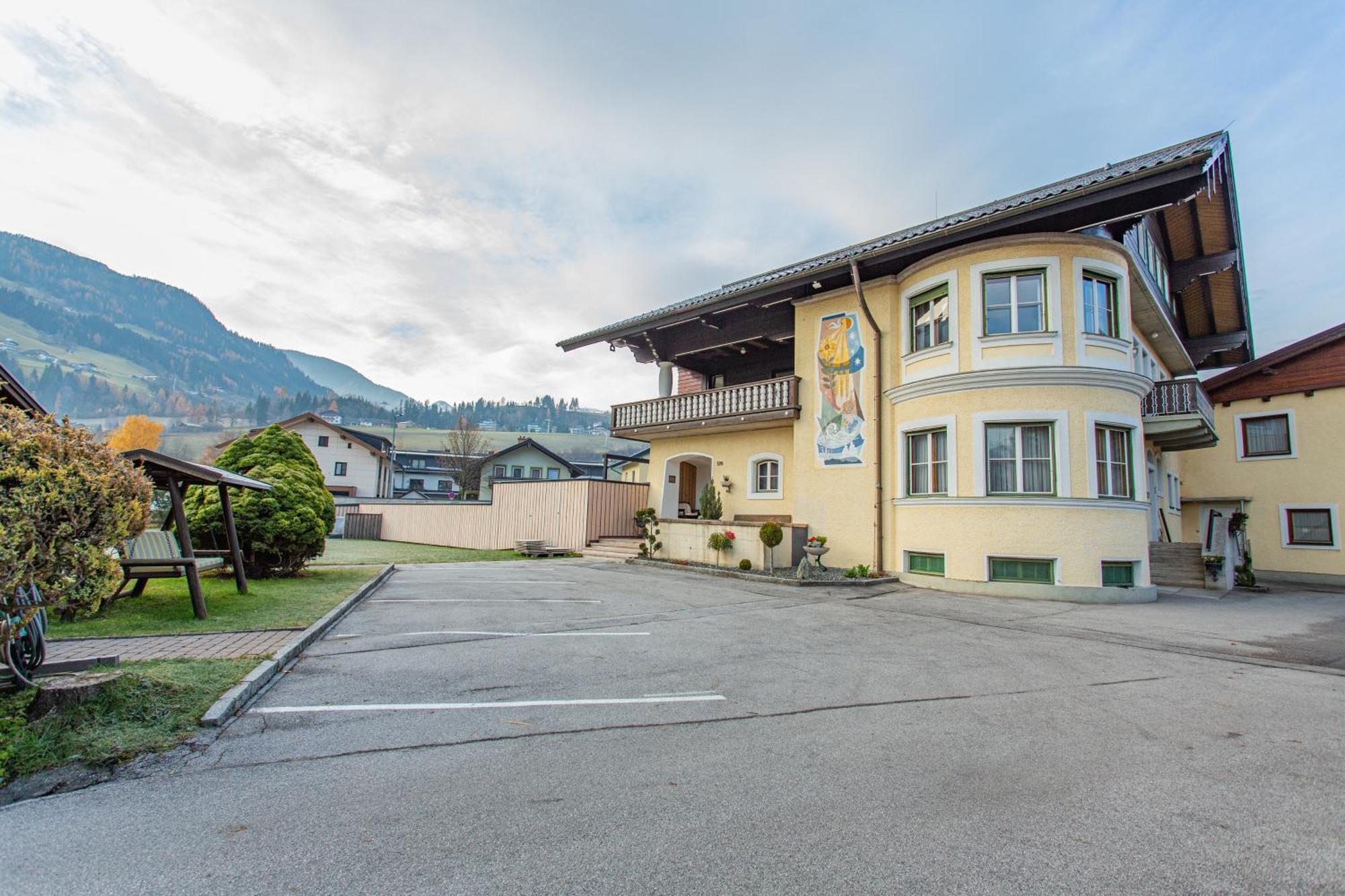 City Life 1 By Alpenidyll Apartments Schladming Buitenkant foto